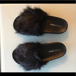 Fashion Nova Faux Fur Slides